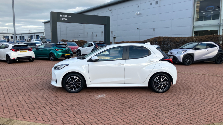 Toyota Yaris 1.5 Hybrid Design 5dr CVT Hybrid Hatchback